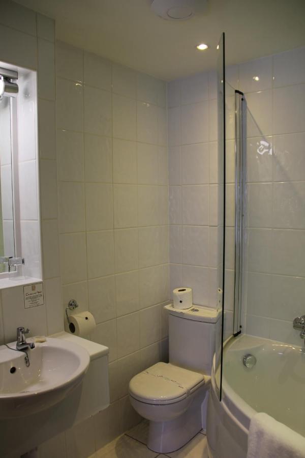 Centennial Hotel Cambridge  Ngoại thất bức ảnh