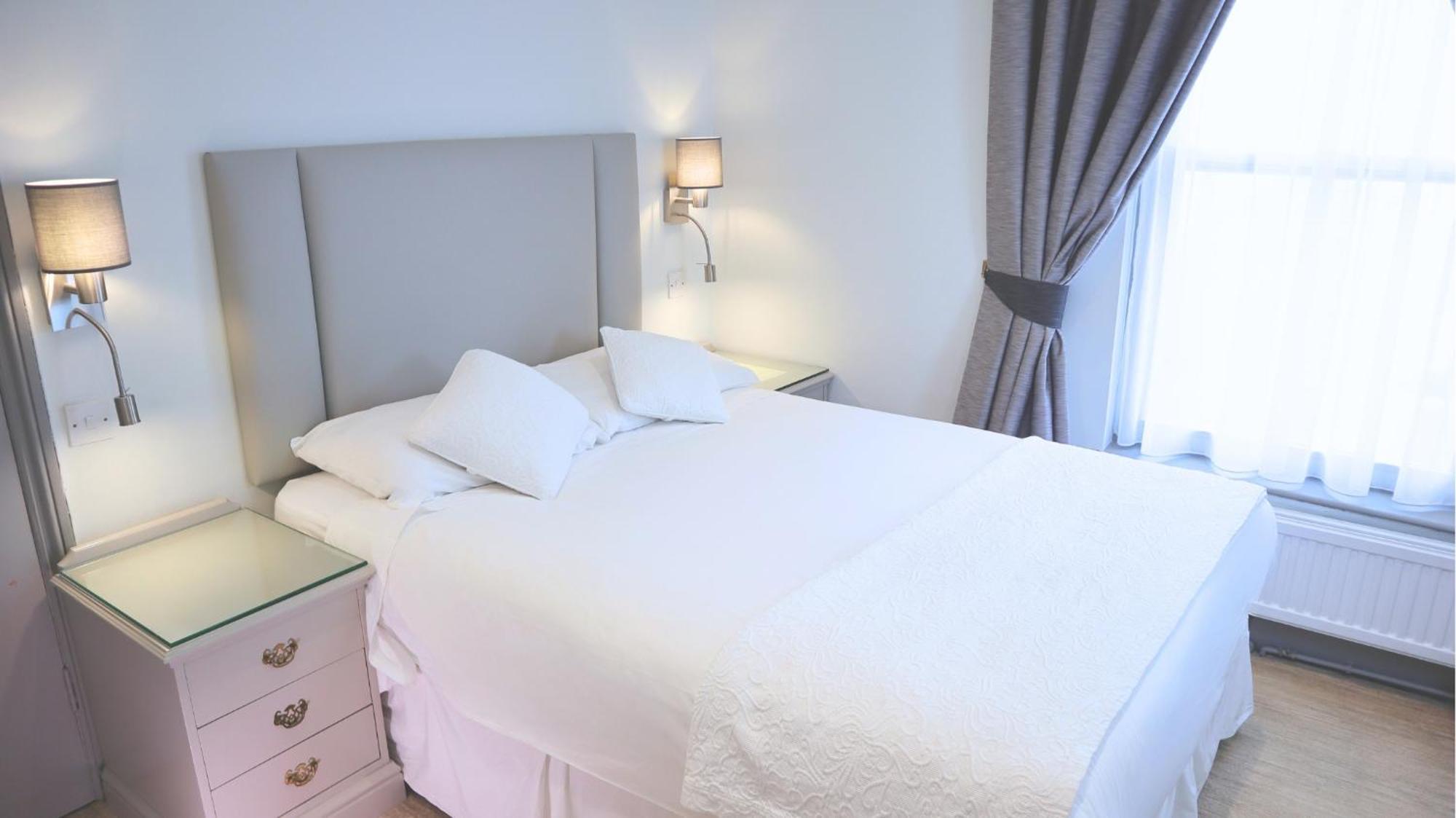 Centennial Hotel Cambridge  Ngoại thất bức ảnh